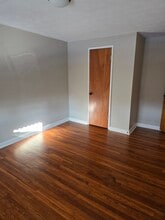 1043 Broadview Blvd S in Dayton, OH - Building Photo - Building Photo