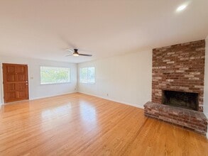 3846 Carmel Way in San Leandro, CA - Building Photo - Building Photo