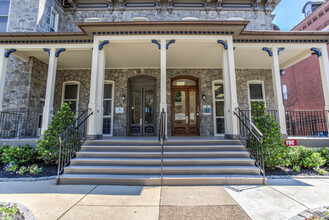 University City Associates in Philadelphia, PA - Foto de edificio - Building Photo