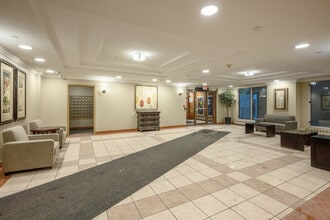 City Place in London, ON - Building Photo - Lobby