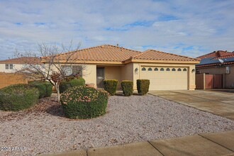 8066 W Mission Ln in Peoria, AZ - Building Photo - Building Photo