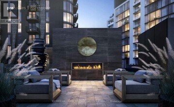 1185 Dupont St in Toronto, ON - Building Photo - Building Photo