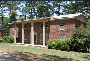 The Pines at Warner Robins Apartments