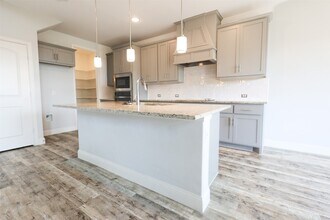 317 Monument Hill Dr in Forney, TX - Foto de edificio - Building Photo