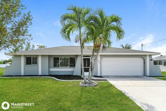 1023 SE 17th Ave in Cape Coral, FL - Foto de edificio