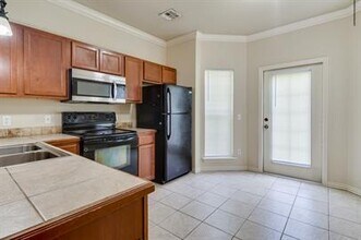 687 S Grace Ave-Unit -4 in Fayetteville, AR - Building Photo - Building Photo