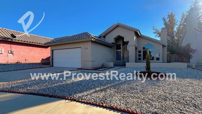 14075 Gray Ln in Victorville, CA - Building Photo - Building Photo