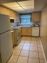 14458 Reuter Strasse Cir, Unit 705 in Tampa, FL - Building Photo