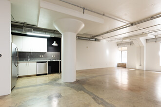 The Studios NoHo in North Hollywood, CA - Foto de edificio - Interior Photo