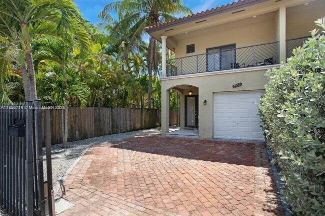 2936 Virginia St in Miami, FL - Building Photo - Building Photo