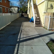 8417 Avalon Blvd, Unit 8417 in Los Angeles, CA - Building Photo - Building Photo