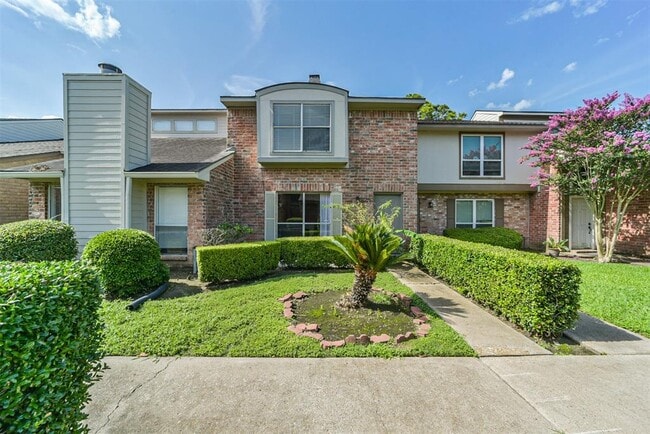 9345 Westwood Village Dr
