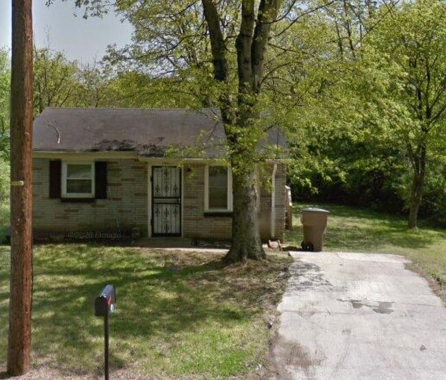 property at 1827 Liberia St