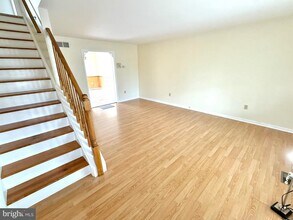 402 Kiamensi Rd in Wilmington, DE - Building Photo - Building Photo