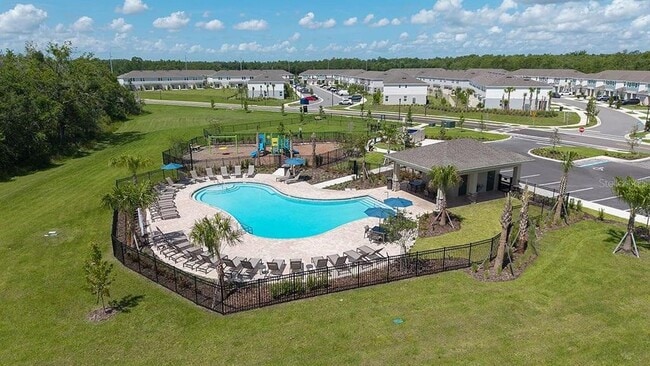 3060 Skyline Lp in Kissimmee, FL - Building Photo - Building Photo