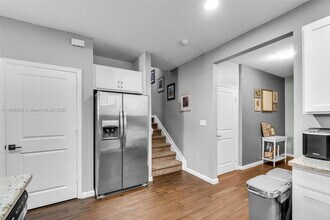 1429 SE 23rd Terrace in Cape Coral, FL - Building Photo - Building Photo