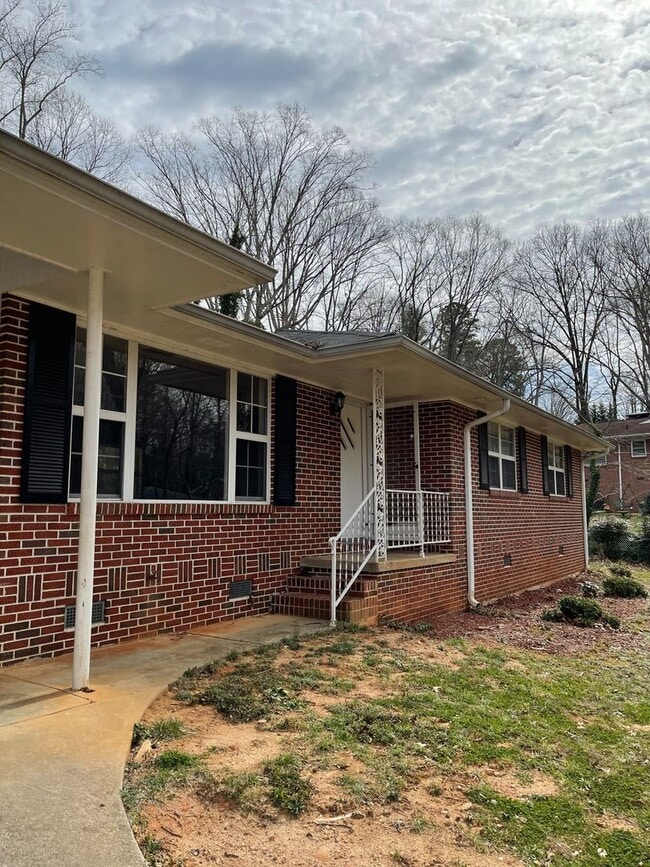 property at 698 Holly Dr