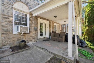 2735 N 46th St in Philadelphia, PA - Building Photo