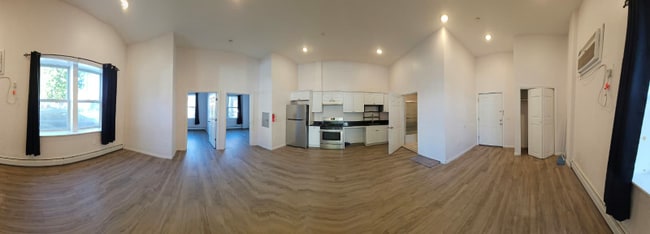 295 Avenue B in Bayonne, NJ - Building Photo - Building Photo