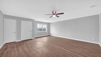 4809 Truman St in Texas City, TX - Building Photo - Building Photo