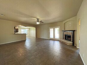 601 W Little Dipper Dr in Killeen, TX - Building Photo - Building Photo