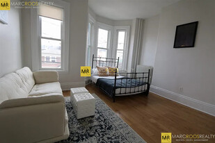 128 Washington Ave, Unit 2 in Chelsea, MA - Building Photo