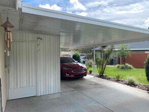 6014 N Buckland Dr in Citrus Springs, FL - Foto de edificio - Building Photo