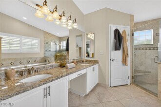 8350 Trentwood Ct in Ft. Myers, FL - Building Photo - Building Photo