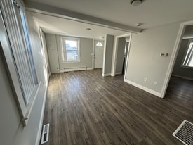 5 Johnson Ave, Unit A in Hampton, NH - Building Photo