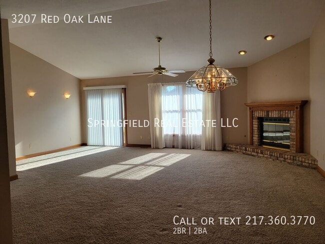 3207 Red Oak Ln in Springfield, IL - Building Photo - Building Photo