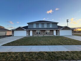 7505 Frankie Ct, Unit 7505 in Glen Carbon, IL - Building Photo