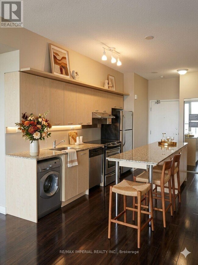 29 Singer Ct in Toronto, ON - Building Photo - Building Photo