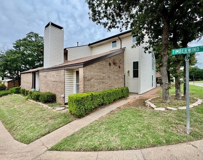 property at 415 Timberwind Rd