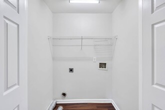 5508 Kiev Dr in Charlotte, NC - Building Photo - Building Photo