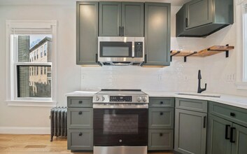 29A Pine St in Portland, ME - Building Photo - Building Photo