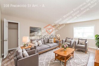 108 Pinewood St in Ladson, SC - Foto de edificio - Building Photo