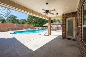 12955 Lake Parc Bend Drive in Cypress, TX - Building Photo - Building Photo
