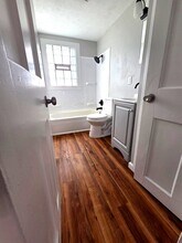 525 E 222nd St in Euclid, OH - Building Photo - Building Photo