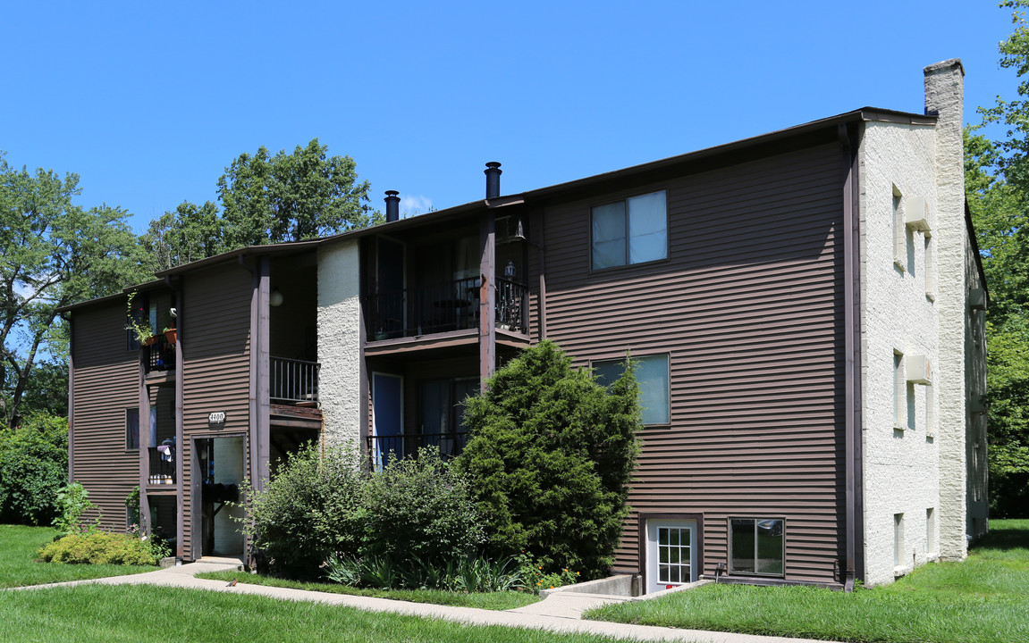 Long Acres Apartments in Cincinnati, OH - Foto de edificio