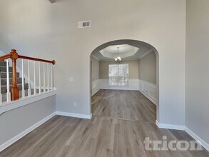 11906 Fairway Overlook in Fayetteville, GA - Foto de edificio - Building Photo