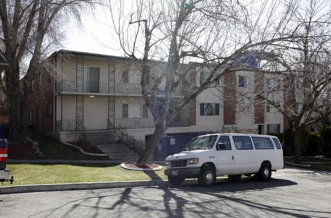 Fountain View Apartments in Salt Lake City, UT - Building Photo - Building Photo