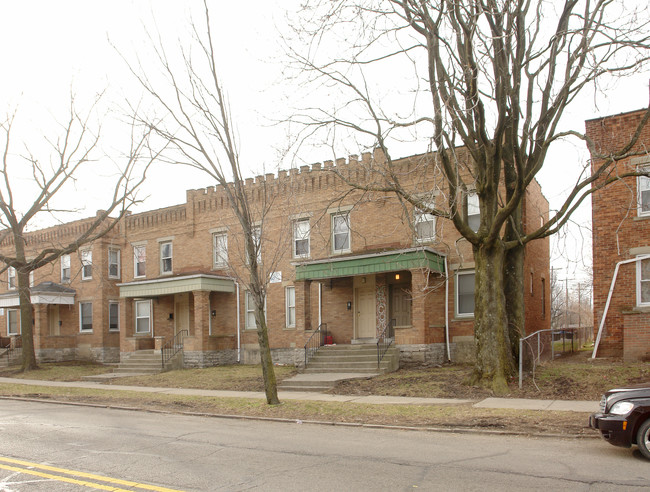 351-357 E 11th Ave in Columbus, OH - Building Photo - Building Photo