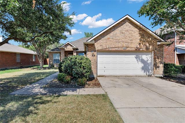 property at 2409 Spruce Ct