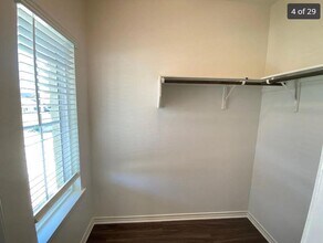 9315 Looksee Ln in Austin, TX - Building Photo - Building Photo