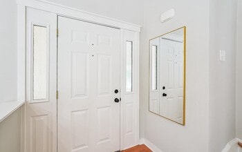 276 W Meadowland Ln in Sterling, VA - Foto de edificio - Building Photo