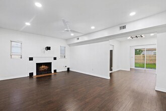 931 33rd St in West Palm Beach, FL - Building Photo - Building Photo