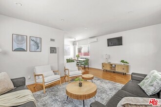 15006 Burin Ave in Lawndale, CA - Building Photo - Building Photo