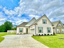 8747 Shipp Cv in Millington, TN - Building Photo