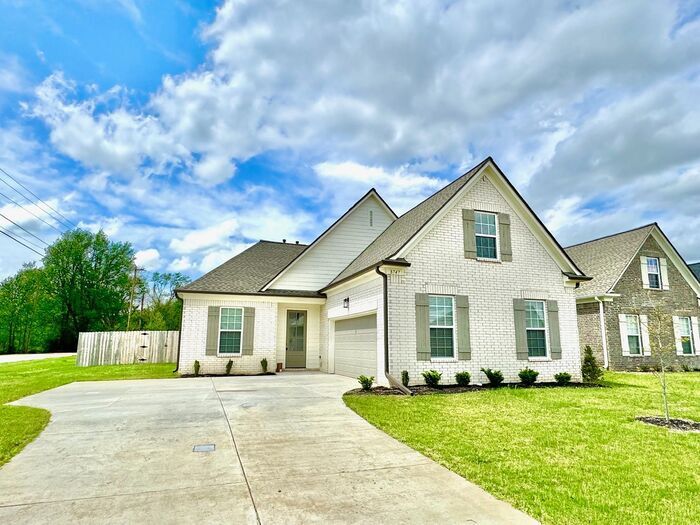 8747 Shipp Cv in Millington, TN - Building Photo