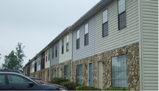 Ridgewood Terrace Apartments in Ridgeway, VA - Foto de edificio